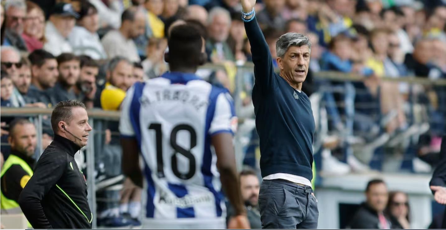 开云体育登录-比利亚雷亚尔后卫出现失误，导致进球