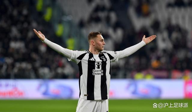 开云平台-尤文图斯门将神勇扑出点球力保三分