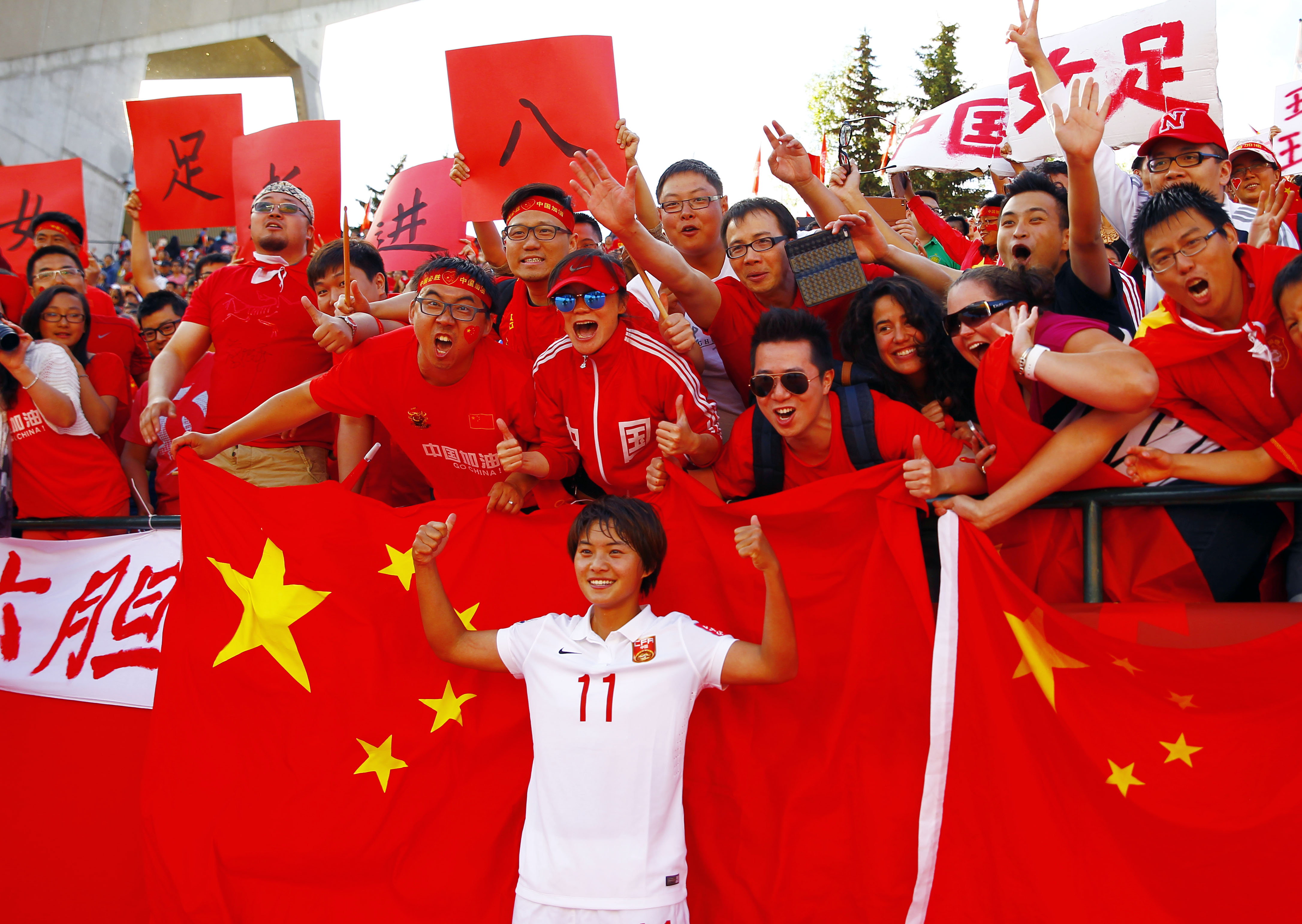 关于中国女足队在比赛中再次获胜,取得重要胜利的信息 关于中国女足队在比赛中再次获胜,取得重要胜利的信息