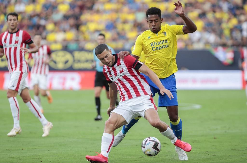 意甲赛场精彩继续，球队士气高涨的简单介绍