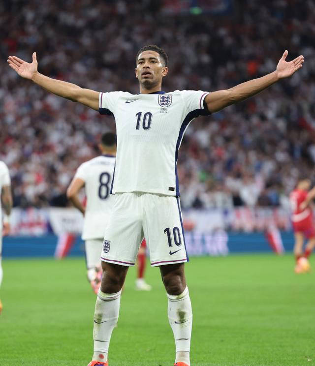 开云体育-关于世界足坛新生力量崭露头角，比赛展现潜力的信息