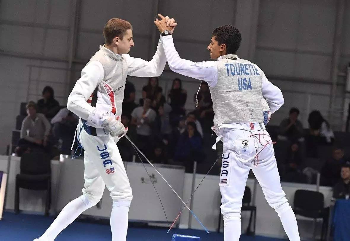 关于墨西哥代表团在击剑比赛中强势崛起的信息