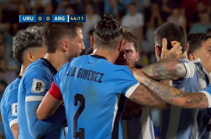 关于乌拉圭晋级淘汰赛，斗志昂扬的信息