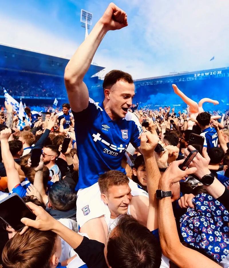 开云体育APP下载-奥地利人队获得胜利，球迷欢欣鼓舞