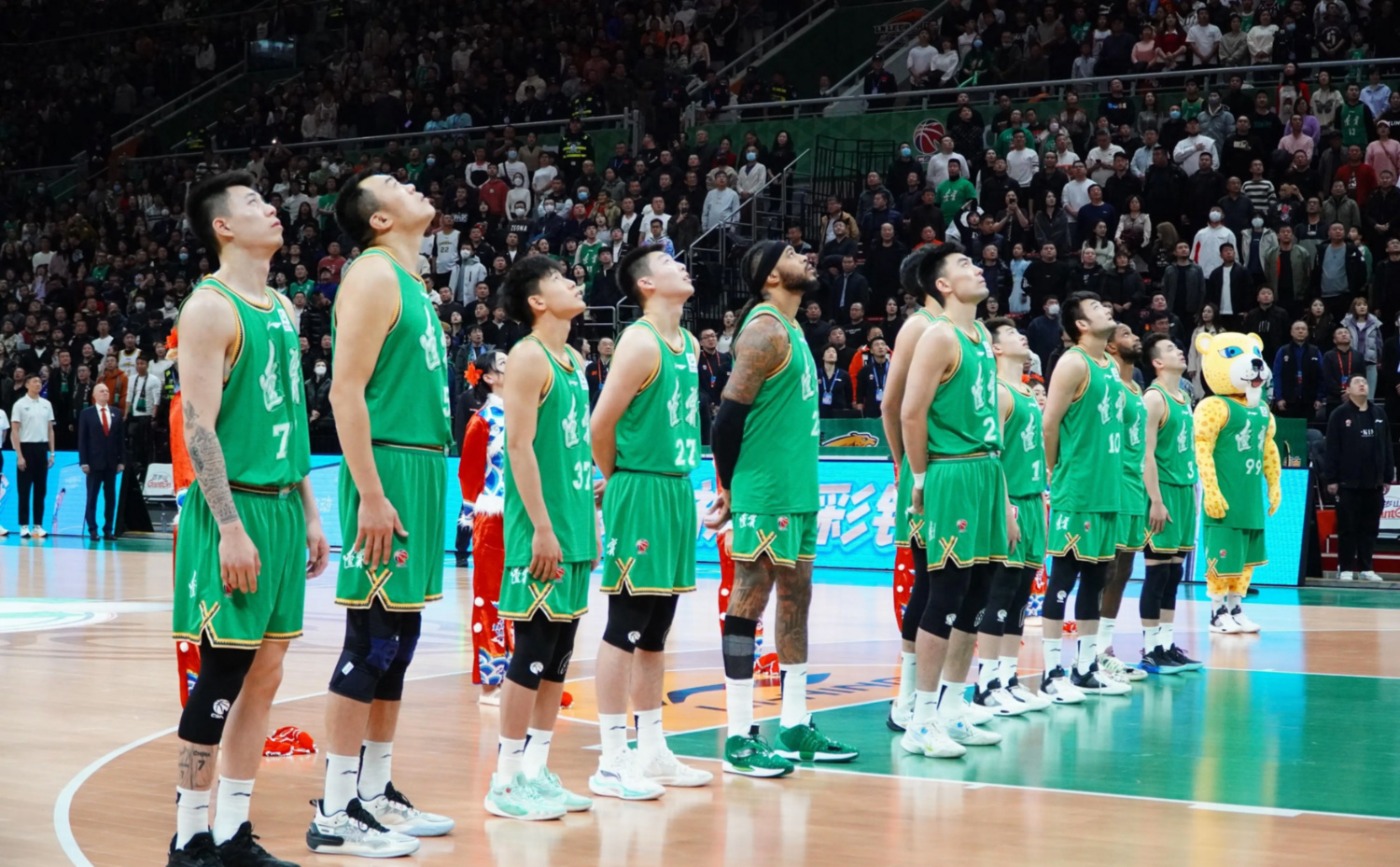 开云体育入口-关于战术调整，球队备战未来关键比赛的信息