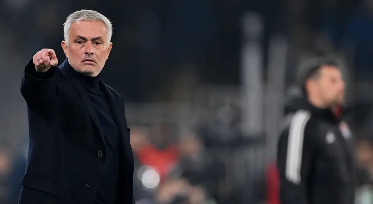 包含格拉纳达坚守阵地，客场战胜实力均衡对手的词条