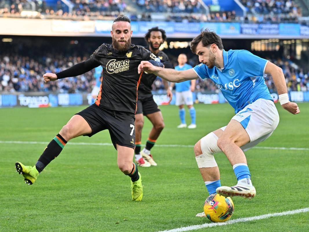 开云APP-佛罗伦萨客场告捷，球队逐渐找回状态