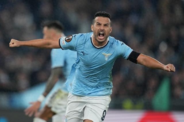 基特明斯特镇主场失利，遗憾负于对手的简单介绍