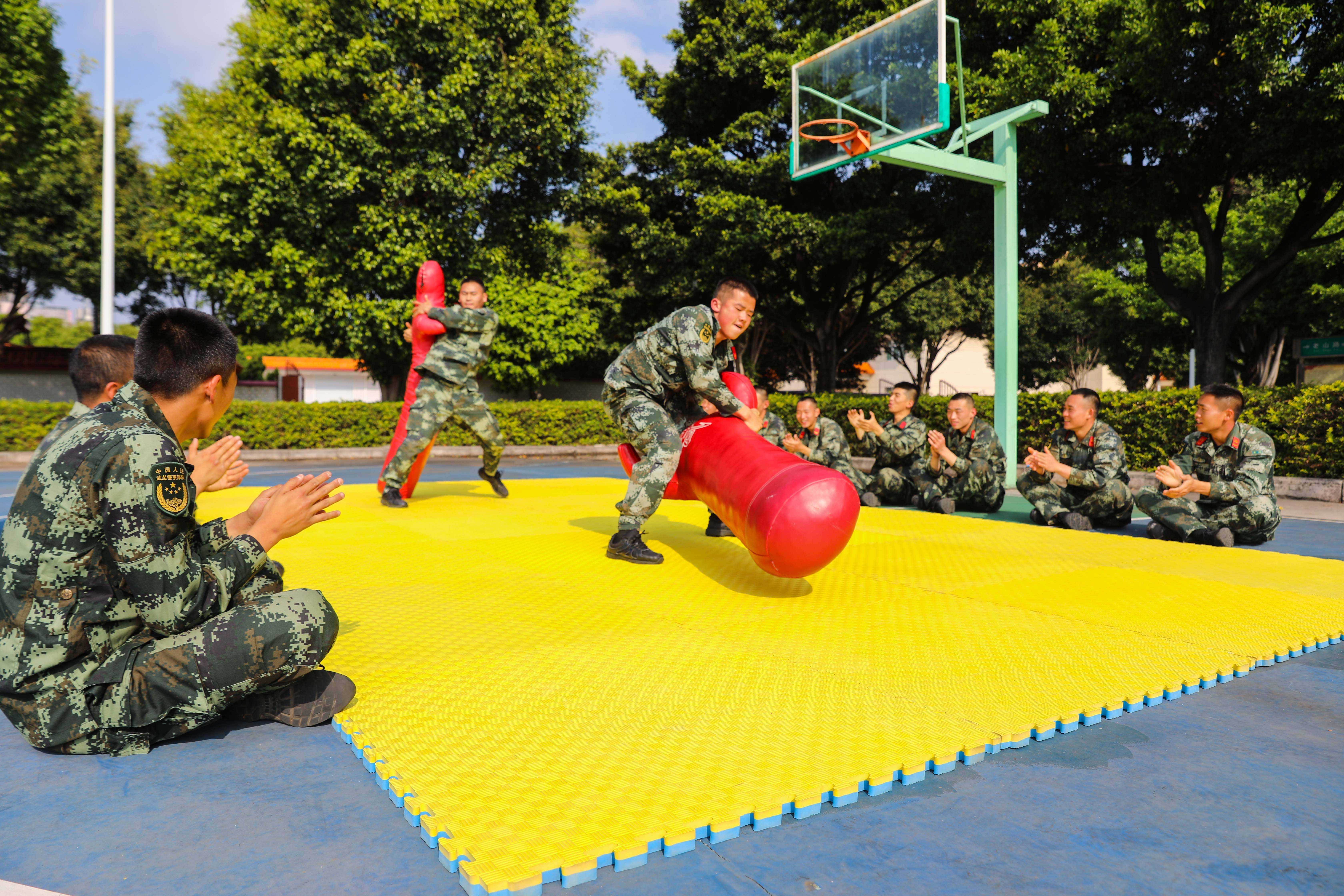 关于白俄罗斯女足军事体能训练备战欧锦赛的信息