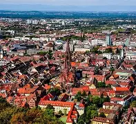 弗莱堡四连败,欧洲之旅梦已碎 弗莱堡四连败,欧洲之旅梦已碎