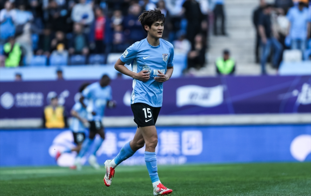 包含佩瓦罗利手感火热，连续破门助球队取胜的词条