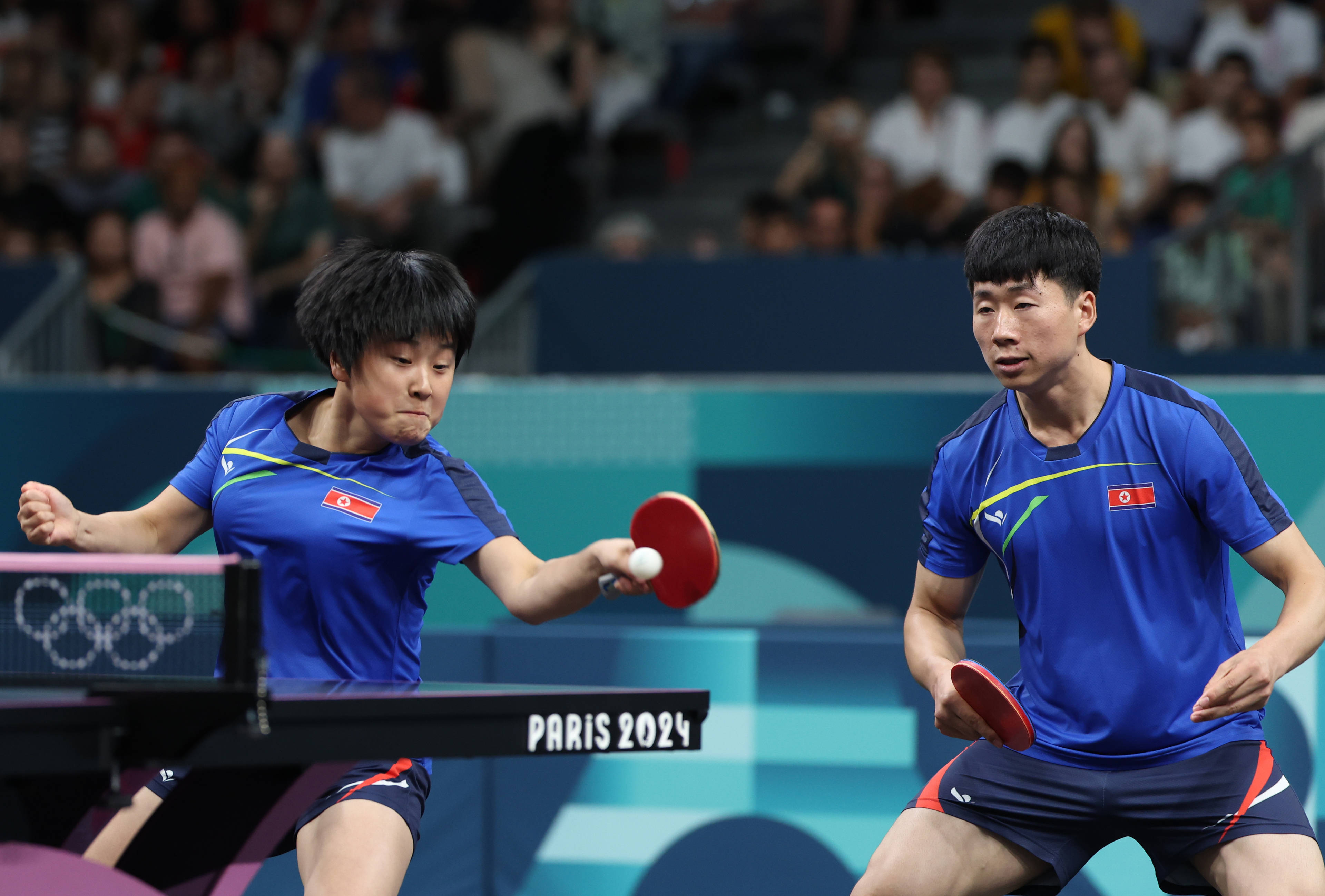 乒乓球男子双打决赛：中国选手夺冠