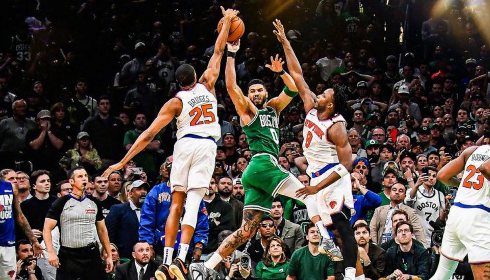 雷霆主场不敌尼克斯，保罗季后赛表现超群