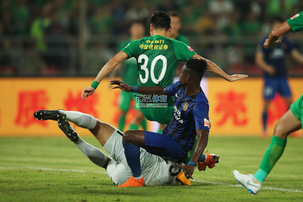 关于苏宁挑战国安，对决激烈异常的信息