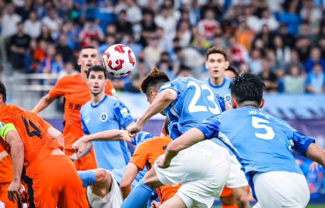 斯托克城逆转连胜，冲击升班马