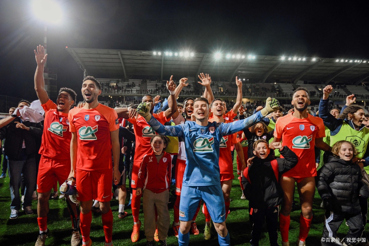 开云平台-阵容鼎盛，欧预赛豪强对决，球迷热情高涨的简单介绍