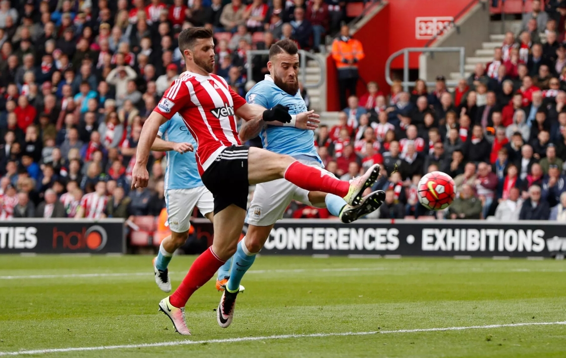 南安普顿主场不敌曼城,保级形势一片黑暗 南安普顿主场不敌曼城,保级形势一片黑暗