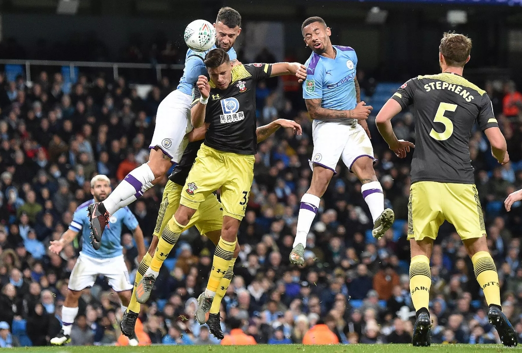 南安普顿主场不敌曼城,保级形势一片黑暗 南安普顿主场不敌曼城,保级形势一片黑暗