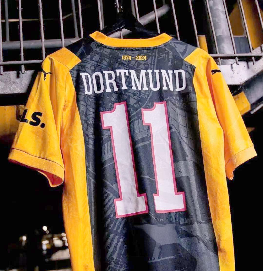 多特蒙德逆袭夺冠，黄黑军团崭露头角