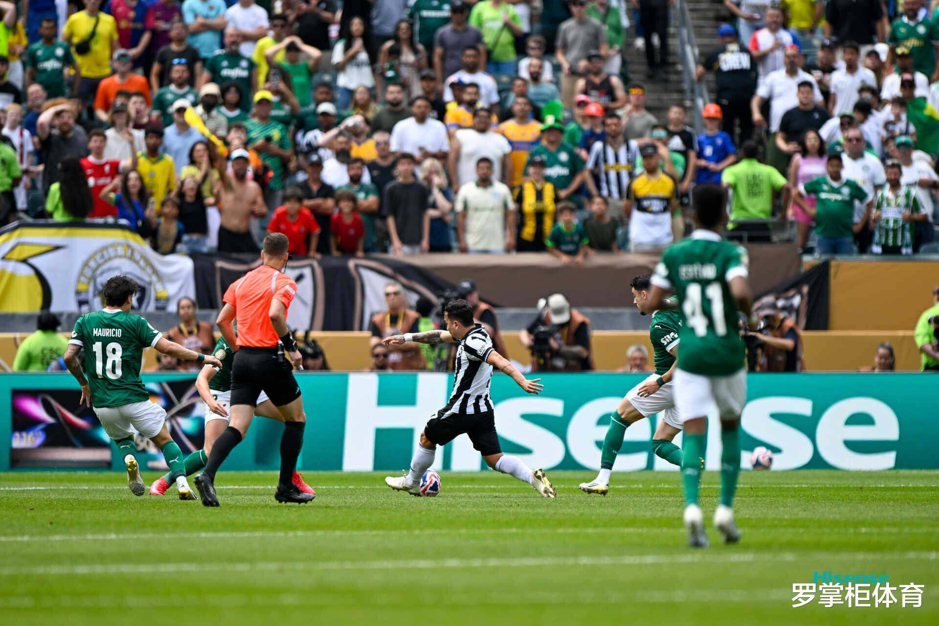 开云官网-热门球队险胜对手，艰难晋级下一轮比赛