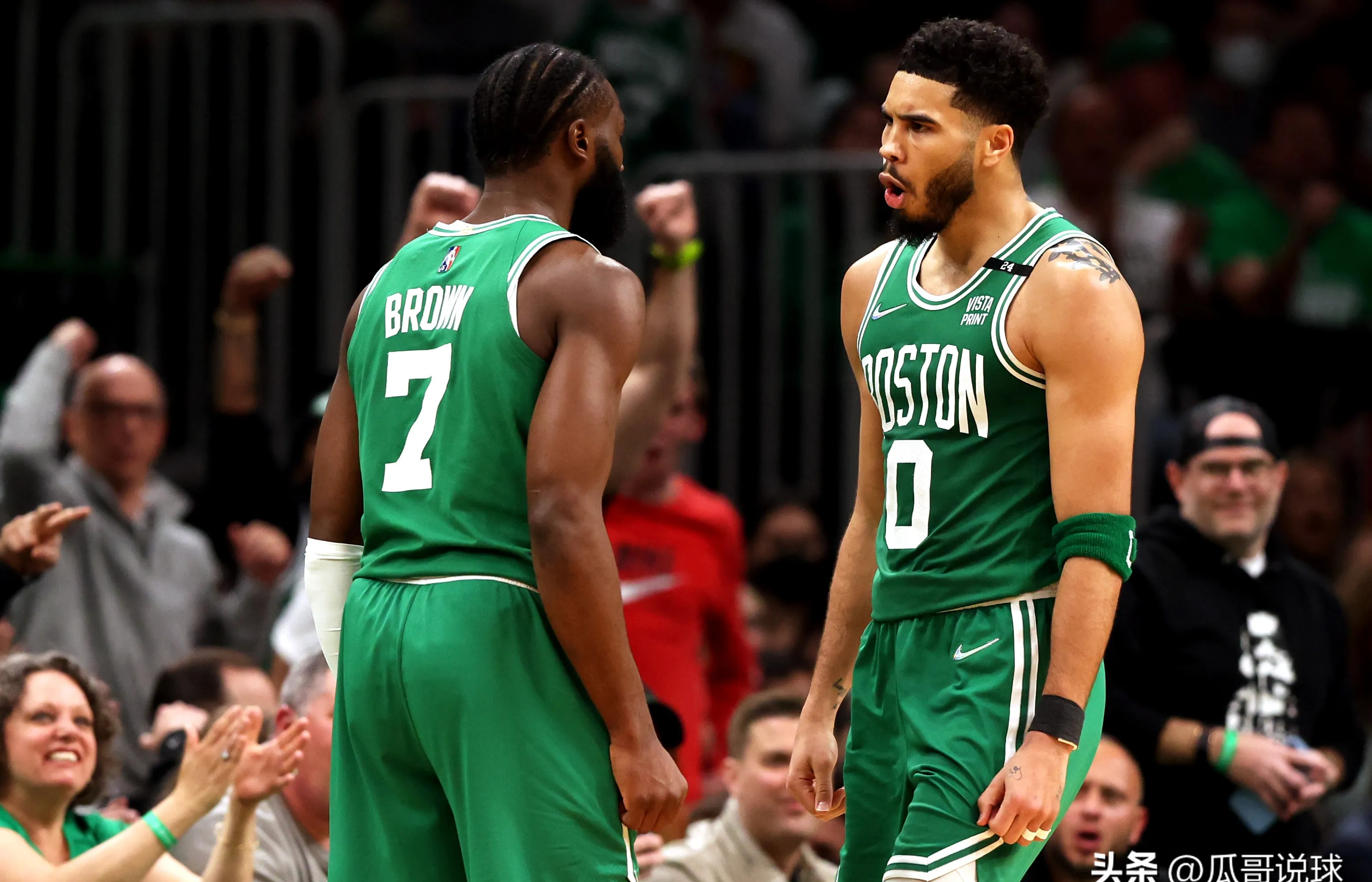 关于凯尔特人队青年球员表现惊艳，贡献关键进球的信息