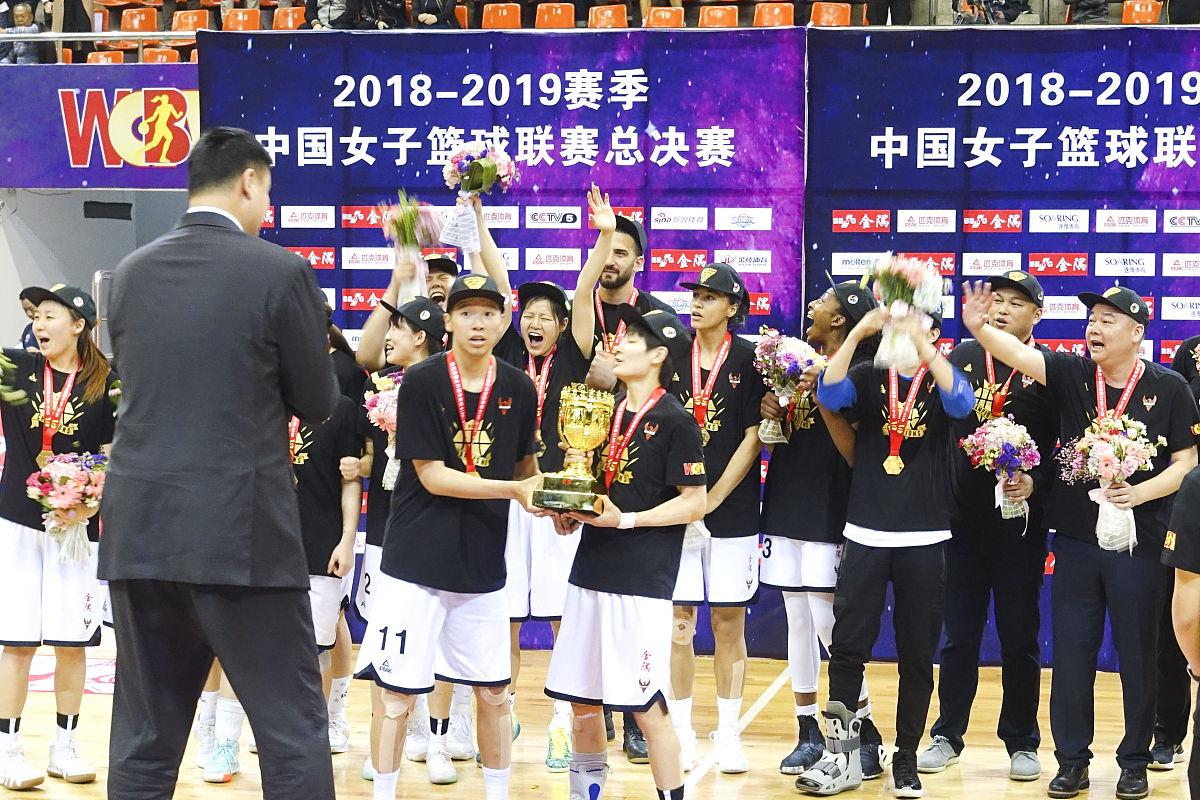 开云体育官网-球队的团队合作成为他们夺冠的关键