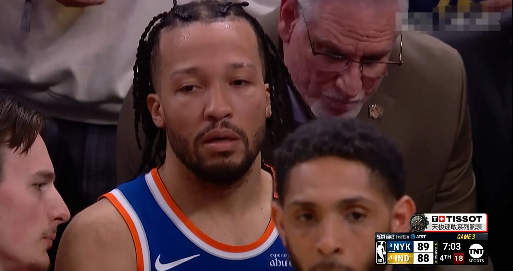 包含眼看比赛结果被扭转，球迷心情岌岌可危！的词条