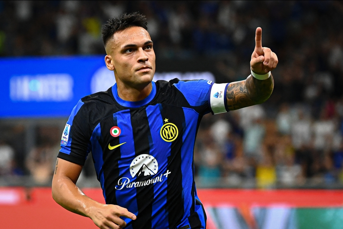 开云平台-关于AC米兰球员表现神勇，收获胜利的信息