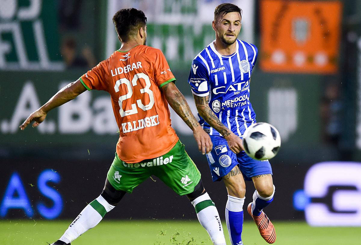 开云APP-阿贾克斯连胜被终结，遭遇联赛首败的简单介绍