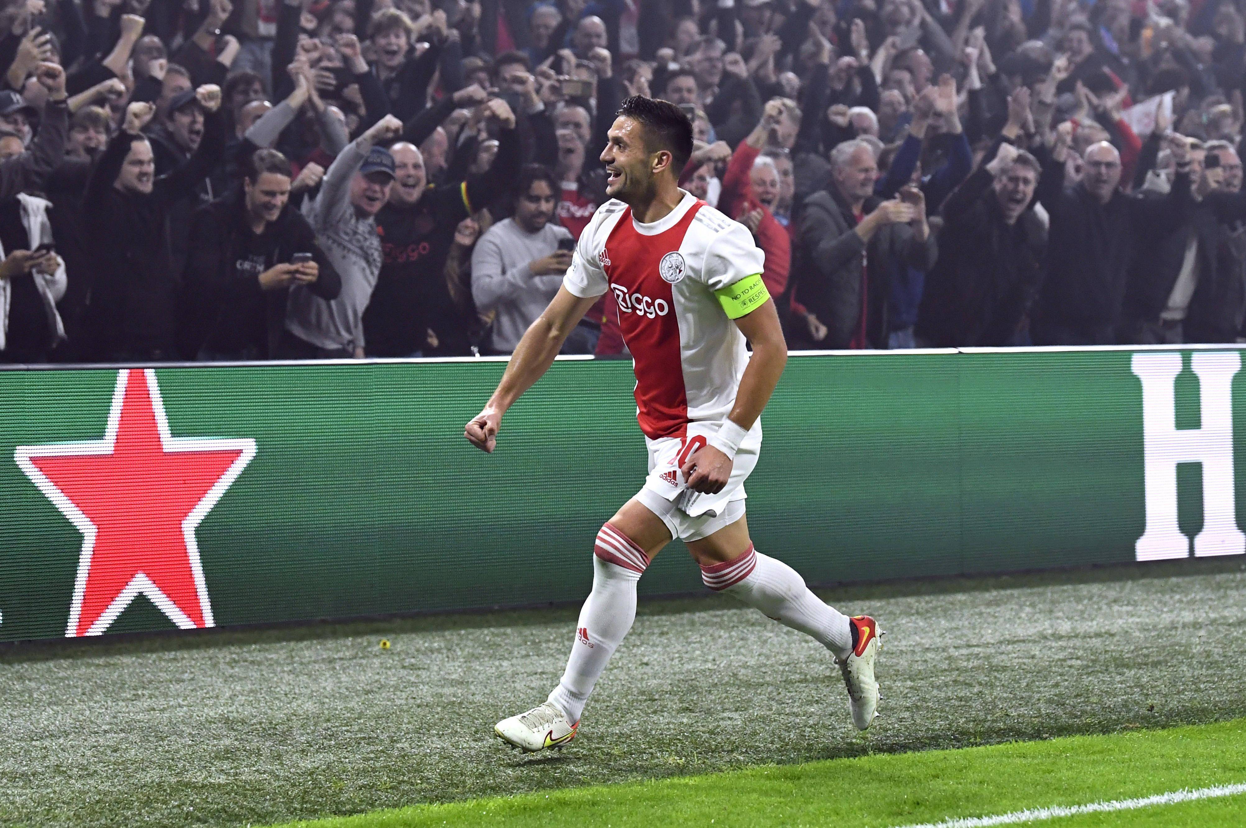 阿贾克斯连胜被终结,遭遇联赛首败的简单介绍 阿贾克斯连胜被终结,遭遇联赛首败的简单介绍