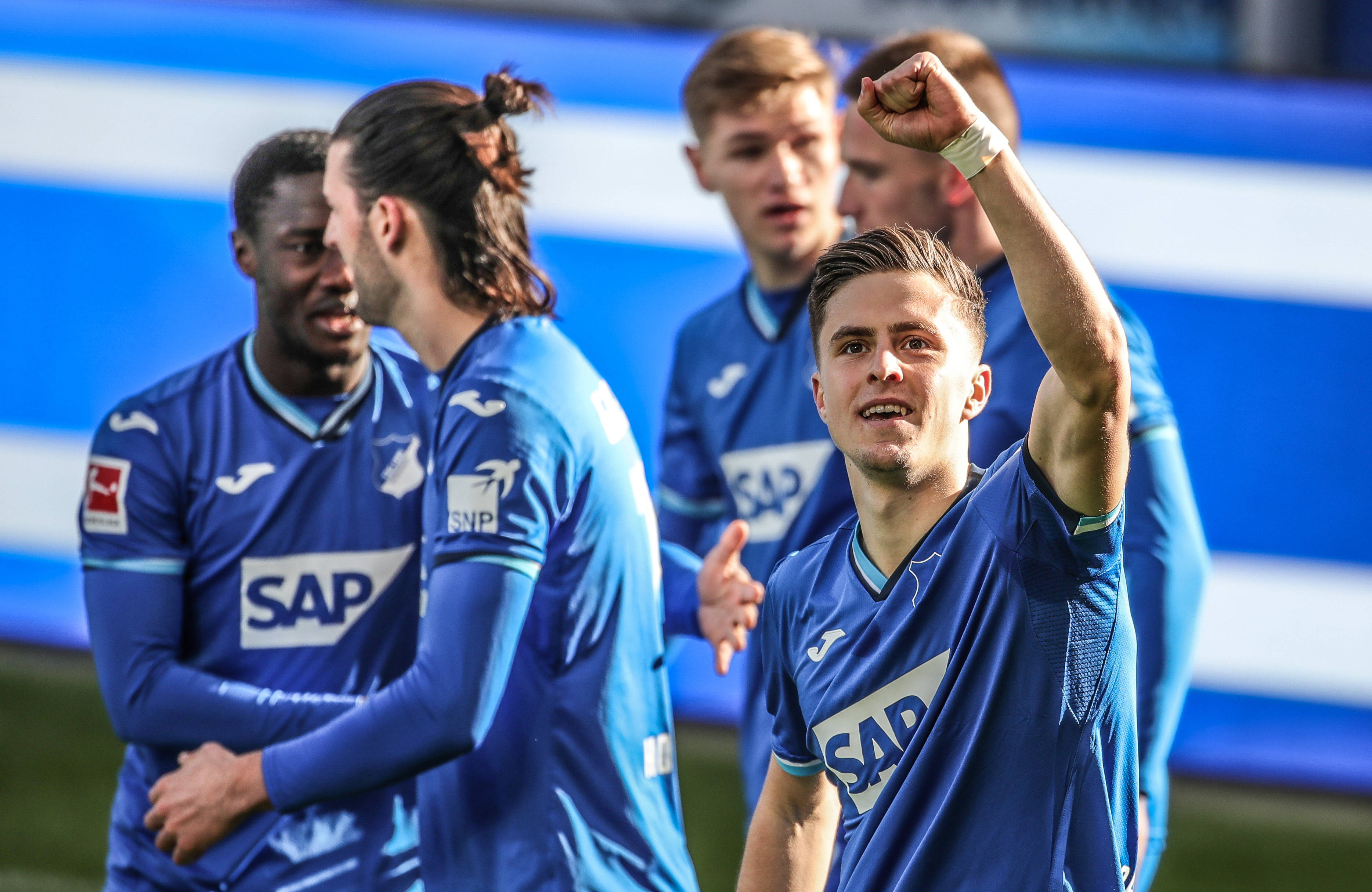 佛罗伦萨主场失利，遭遇连败