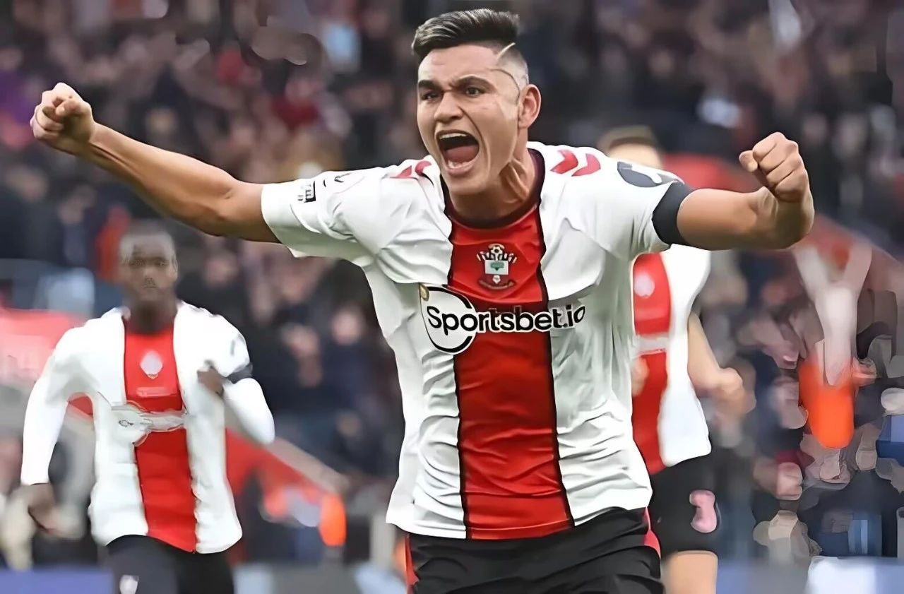 开云APP-南安普顿球员全面备战，力争夺冠的简单介绍