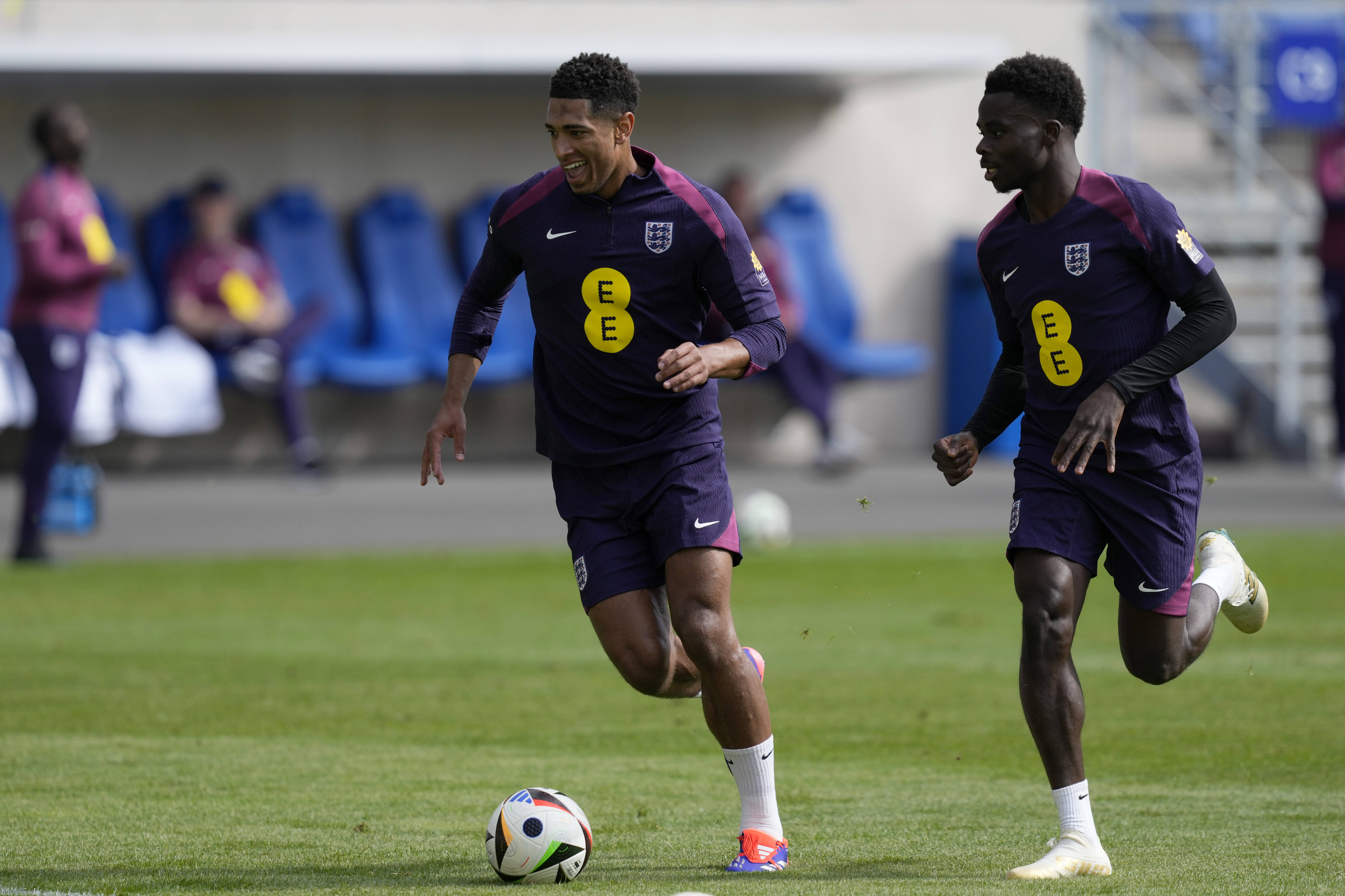 开云官网-英格兰队在面对卢森堡时大获全胜