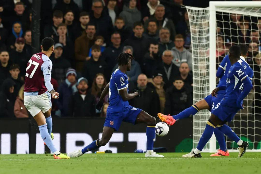 欧预赛新星崛起，成为球队核心力量