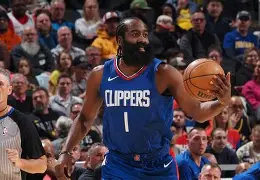 南安普顿遭遇错失,遗憾败北令人唏嘘 南安普顿遭遇错失,遗憾败北令人唏嘘