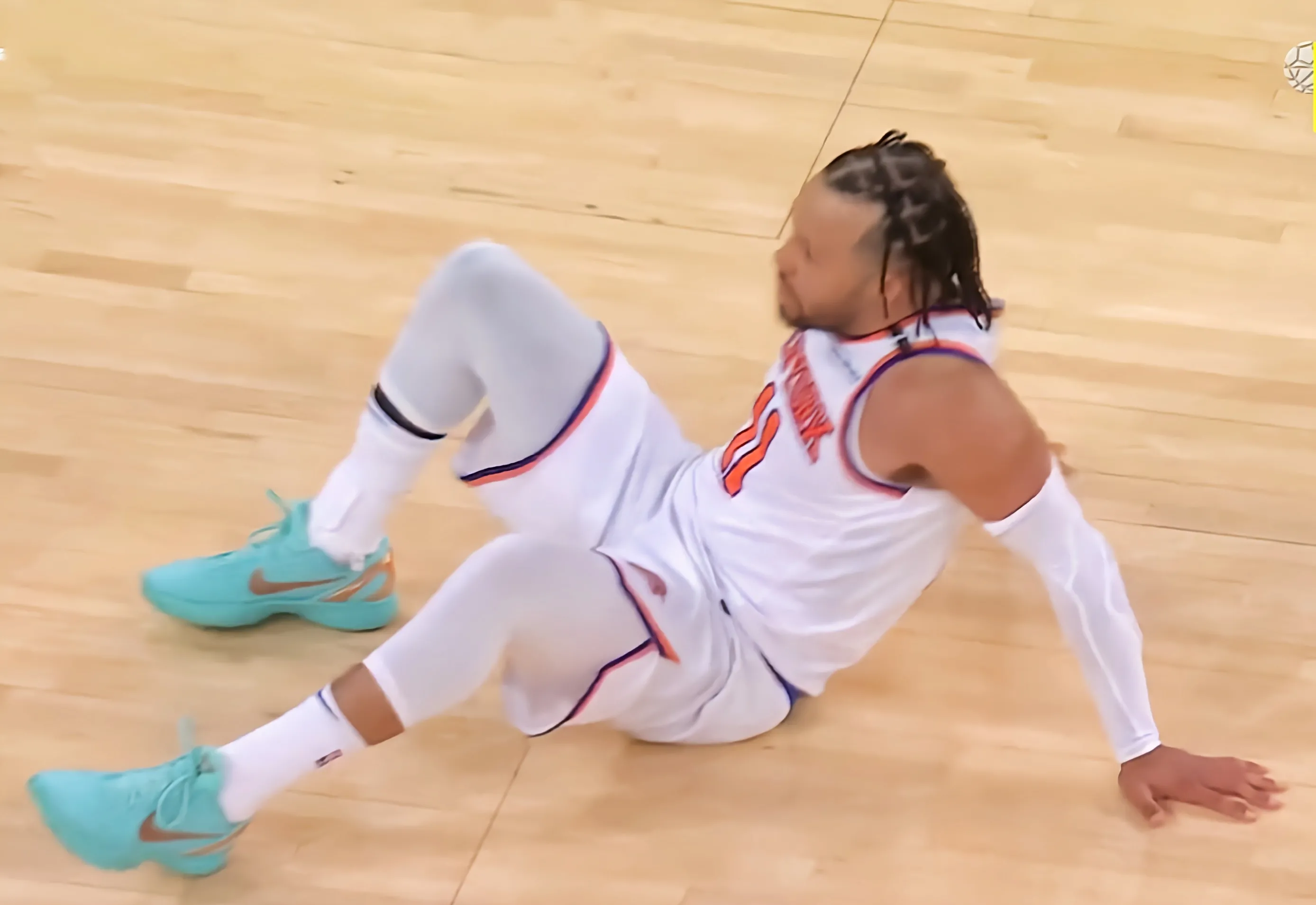 关于尼斯成功击败对手,球员技惊四座展现出色实力的信息 关于尼斯成功击败对手,球员技惊四座展现出色实力的信息