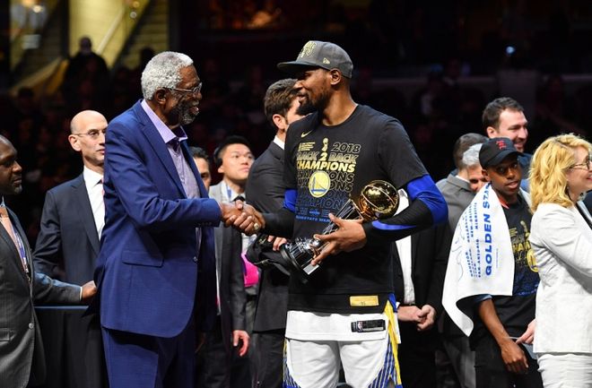 开云平台-包含开拓者胜小牛，杜兰特27分协助追平纪录的词条