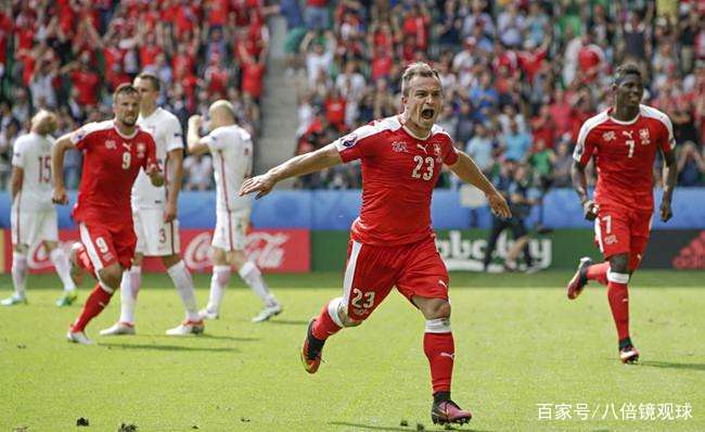 波兰队险胜匈牙利，保住领先地位