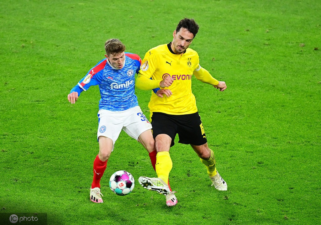 关于多特蒙德绝杀瑞士，伊布统治全场的信息