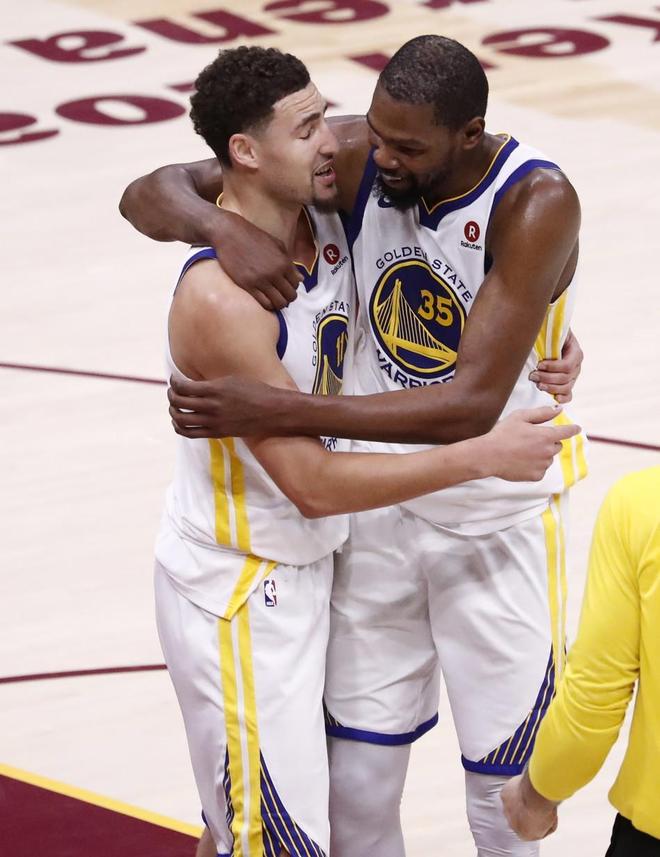 开云体育登录-阿斯顿马丁完胜红牛车队，阿隆索状态火热的简单介绍