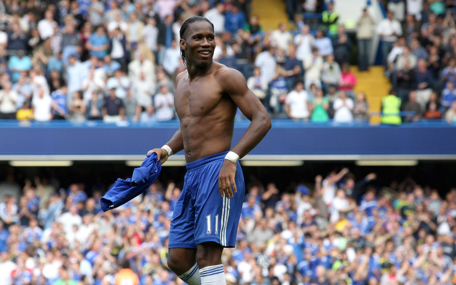 暗夜织锦，那个在欧冠淘汰赛之夜以传球丈量球场的蒂亚戈