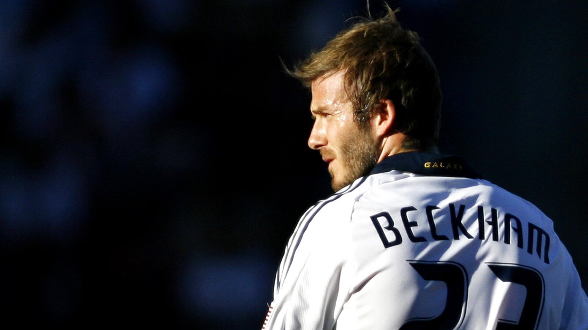 风暴眼中，米切尔操纵攻防两端倾斜胜利天平